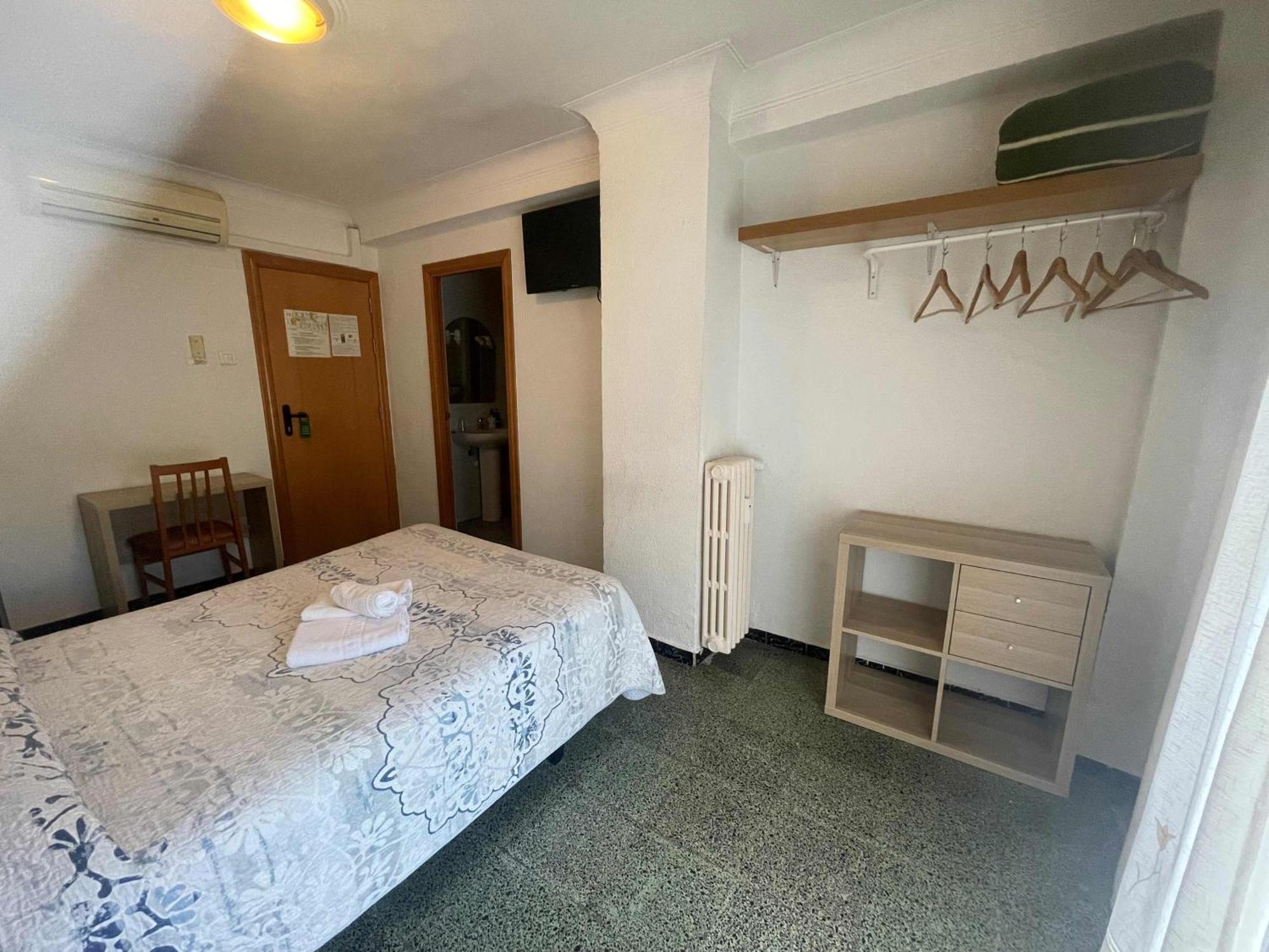 Hostal Cumbre サラゴサ エクステリア 写真